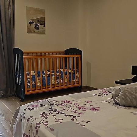 Il Cortiletto 2 Apartments Калолциокорте Екстериор снимка