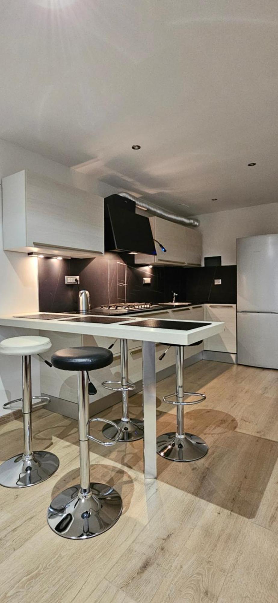 Il Cortiletto 2 Apartments Калолциокорте Екстериор снимка