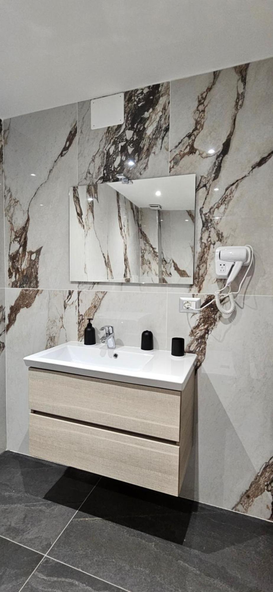 Il Cortiletto 2 Apartments Калолциокорте Екстериор снимка